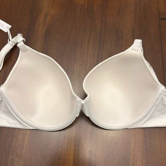 NWT Victoria's Secret T-Shirt Lightly Lined Full Coverage Bra Women 36C White - Picture 9 of 16
